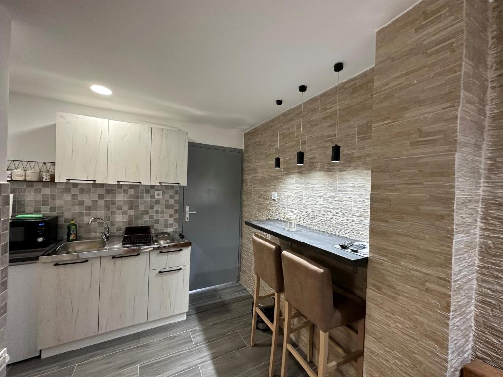 Vucinic Studio Apartment photo 3