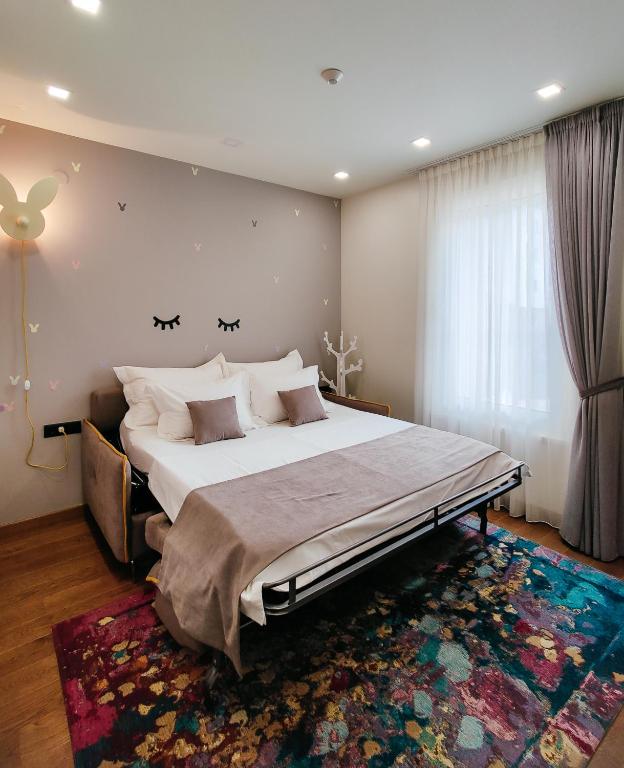 The Luxury Maison W Nest - 2 bedroom apartment photo 2