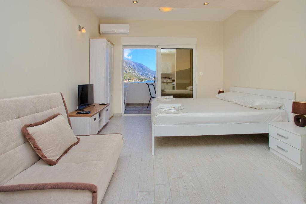 Sea Star Apartments photo 2