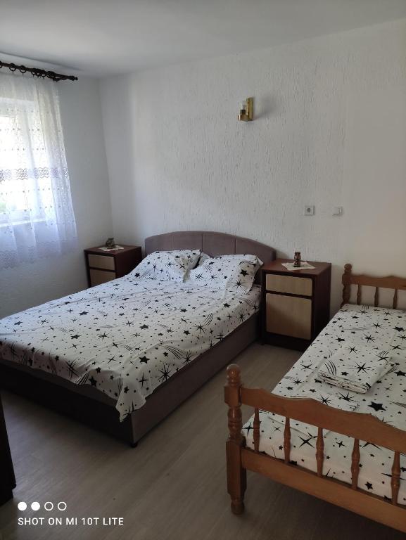 Apartment Mia Kumbor -Wi Fi photo 2