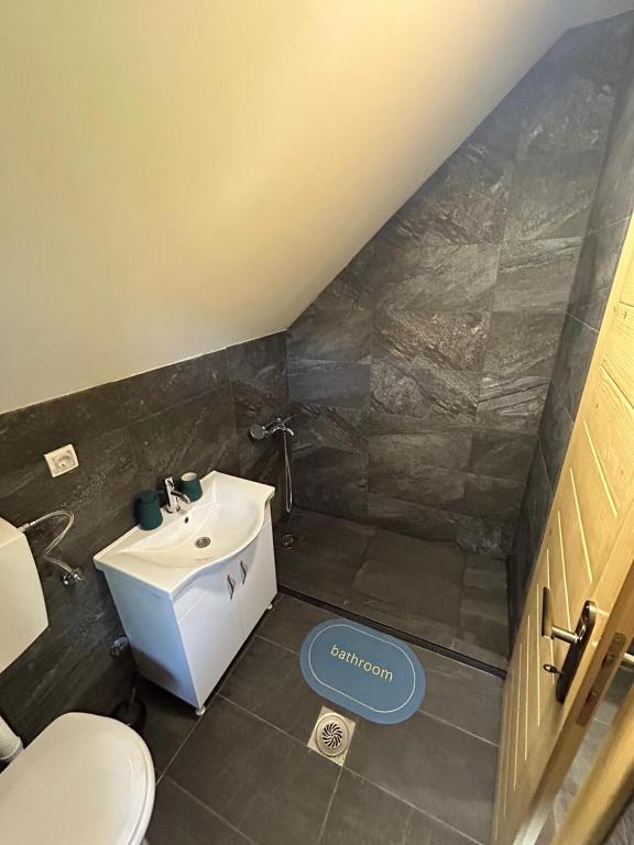 Wolf Apartments photo 3