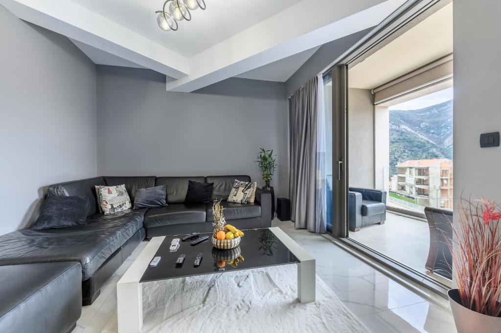 Sea View Lux Apartment-Ancora Residence — photo 1