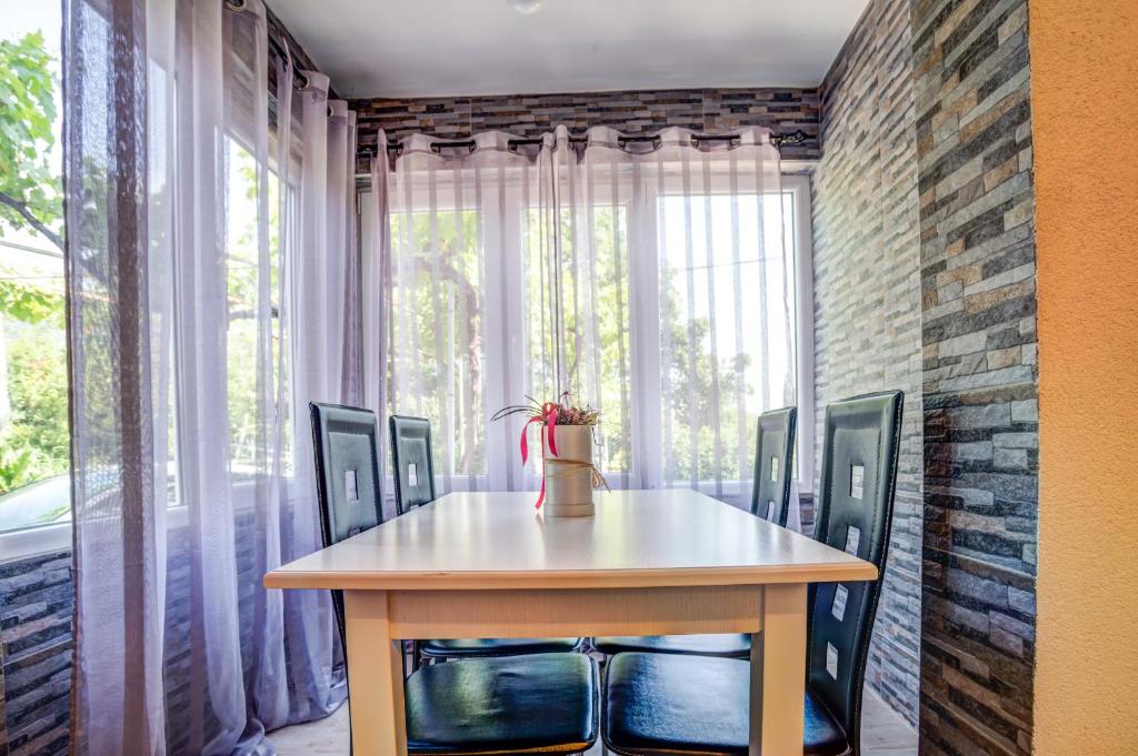 Stojkovic Family Apartments photo 3