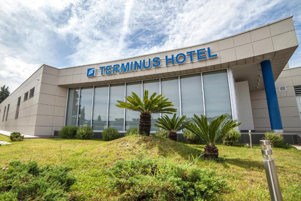 Hotel Terminus — photo 1