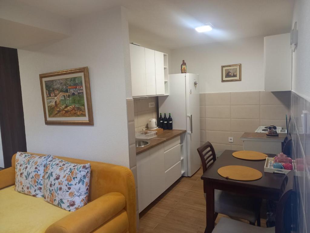 T&A Apartment photo 2