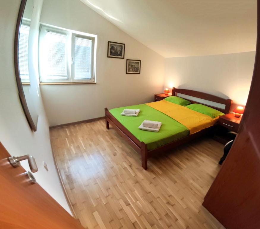 Stone Circle Apartments photo 2