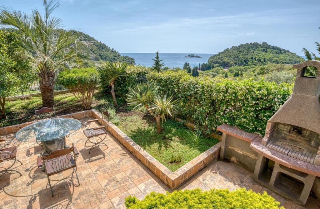The view villa — photo 1