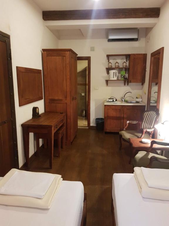 Skver Studio Apartments photo 3