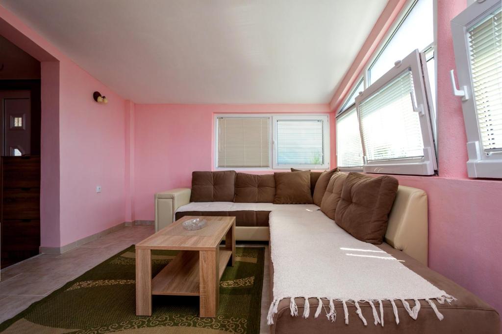 Apartment Kandic photo 2