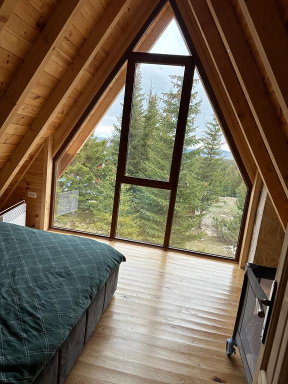 Wonderwood - cabin 1 photo 2