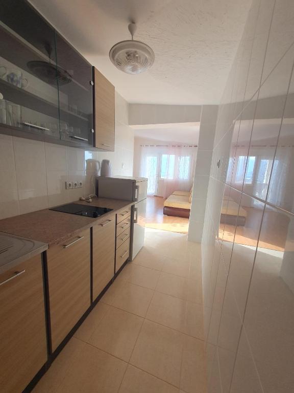 Traumhafte Wohnung mit Meerblick in Sutomore photo 3