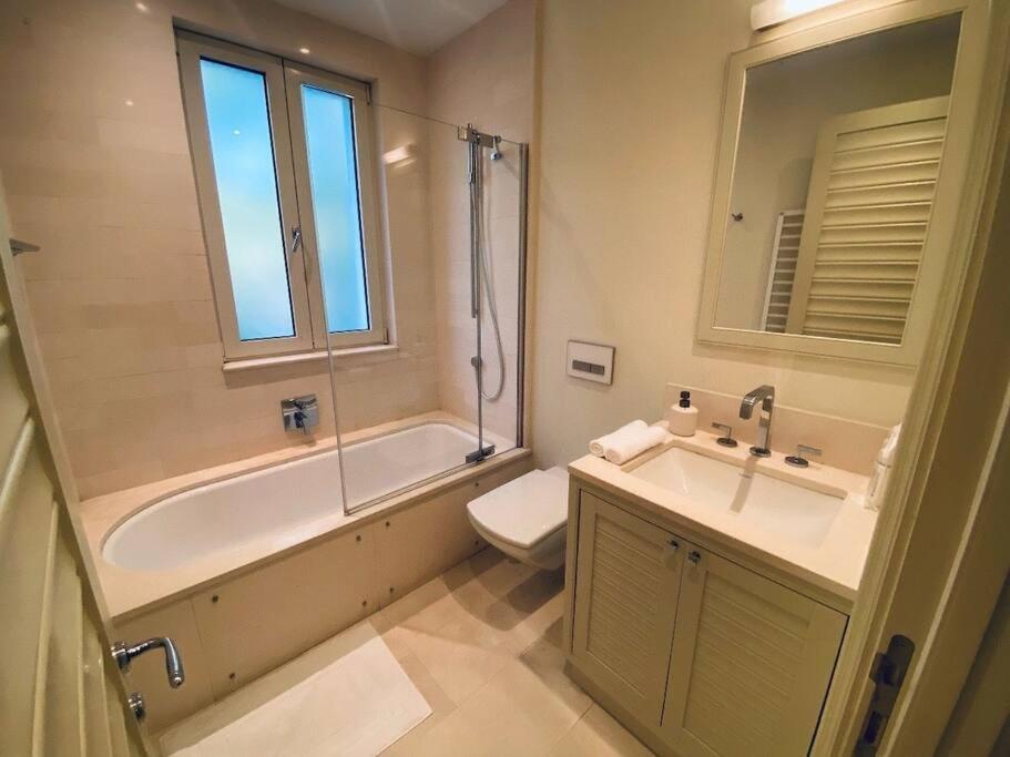 Zeta 108 Porto Montenegro Tivat photo 2