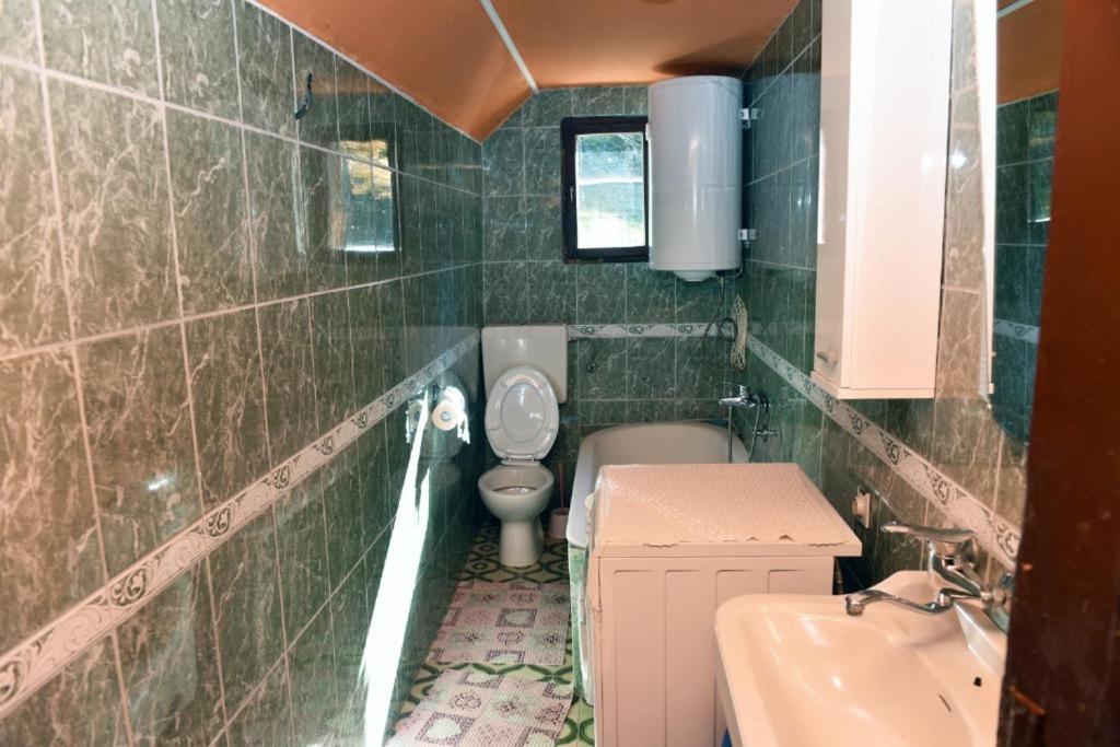 Seosko domacinstvo Imanje Medojevic photo 3