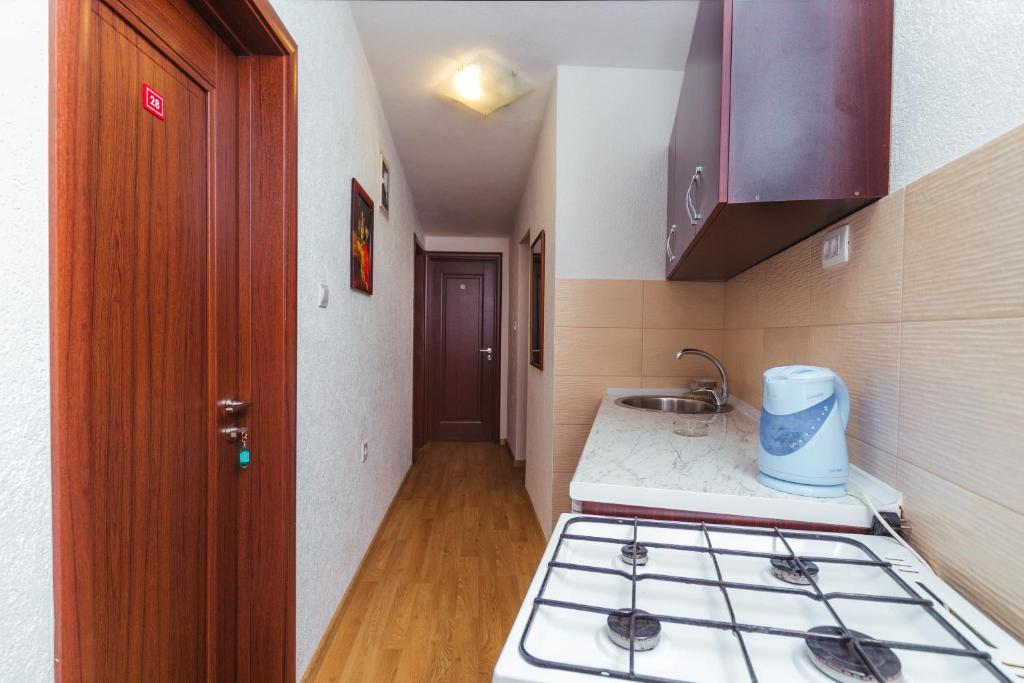 Villa Jadran Apartments photo 3