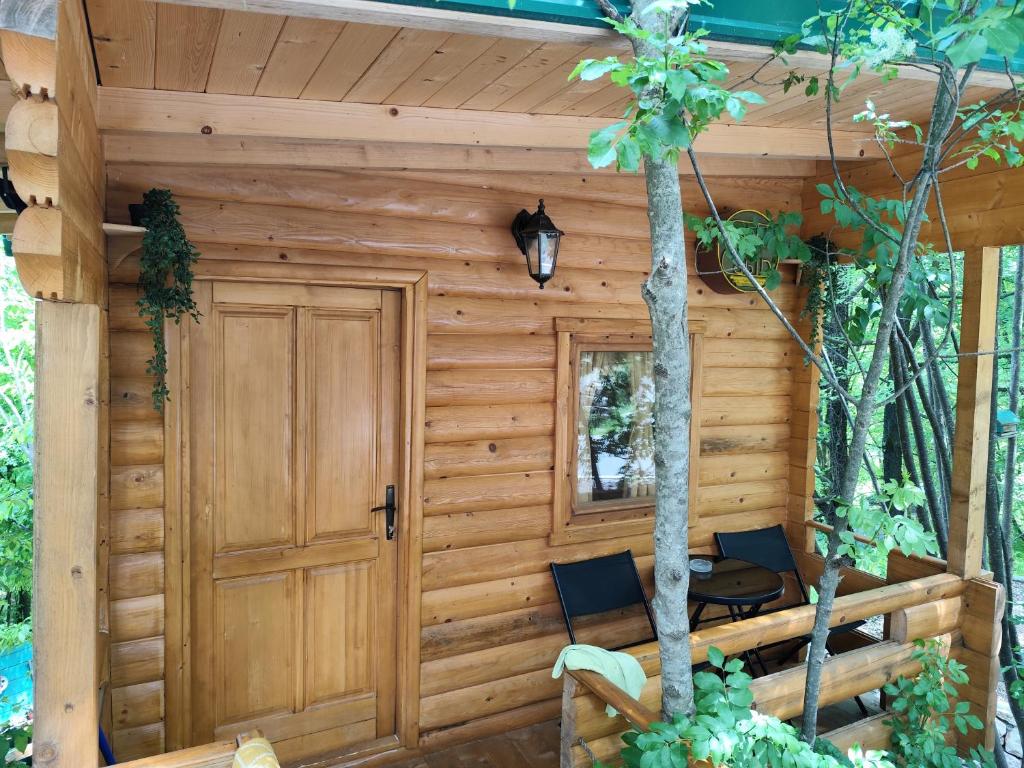 Still cabin — photo 1