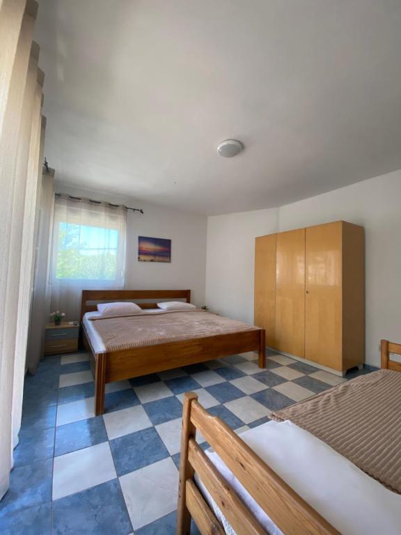 Starlight Apartments photo 2