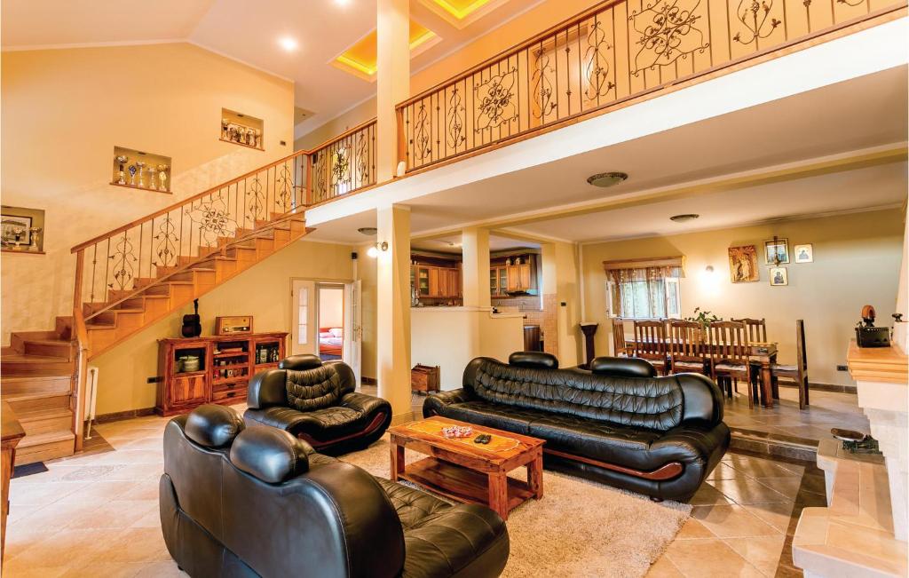 Pet Friendly Apartment In Herceg Novi photo 3