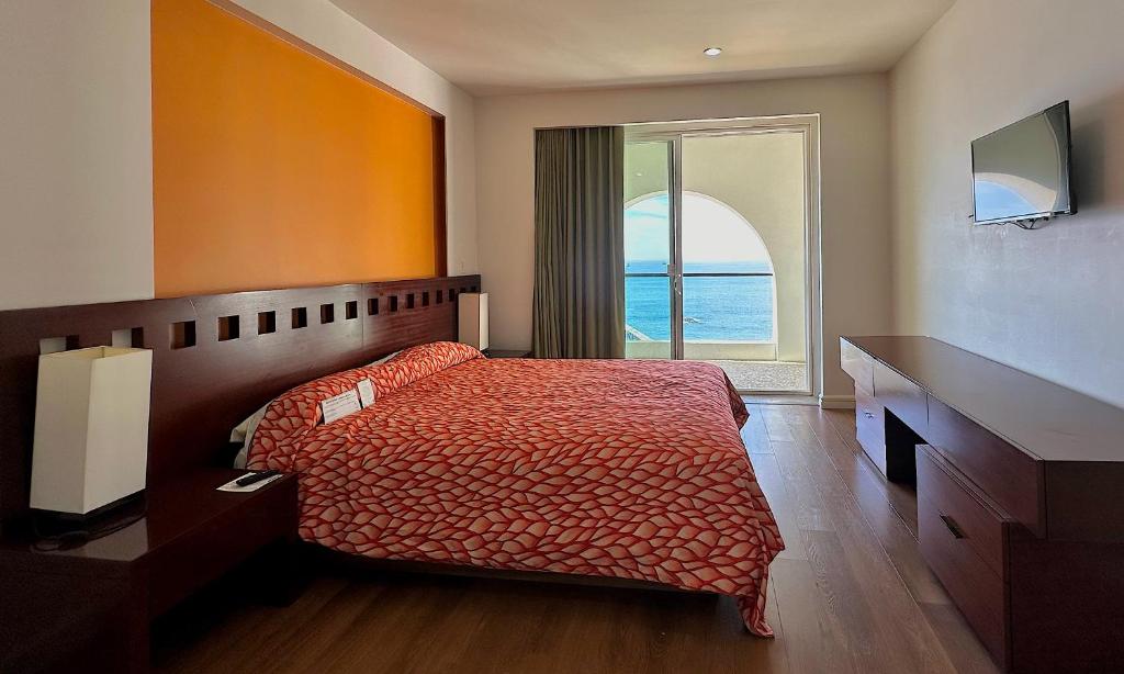 Rosarito Beach Hotel photo 2