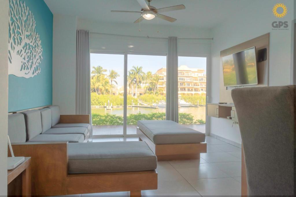 Depa con hermosa vista desde terraza by G P S rentas photo 2