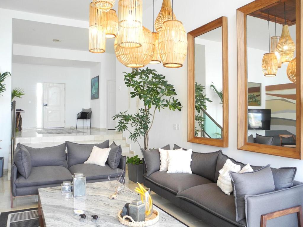 EL PALMAR Luxury XL Oceanview Condo — photo 1