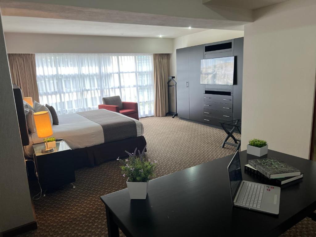 St Isidro Suites Corporate Housing SPA & Wellness Center — photo 1