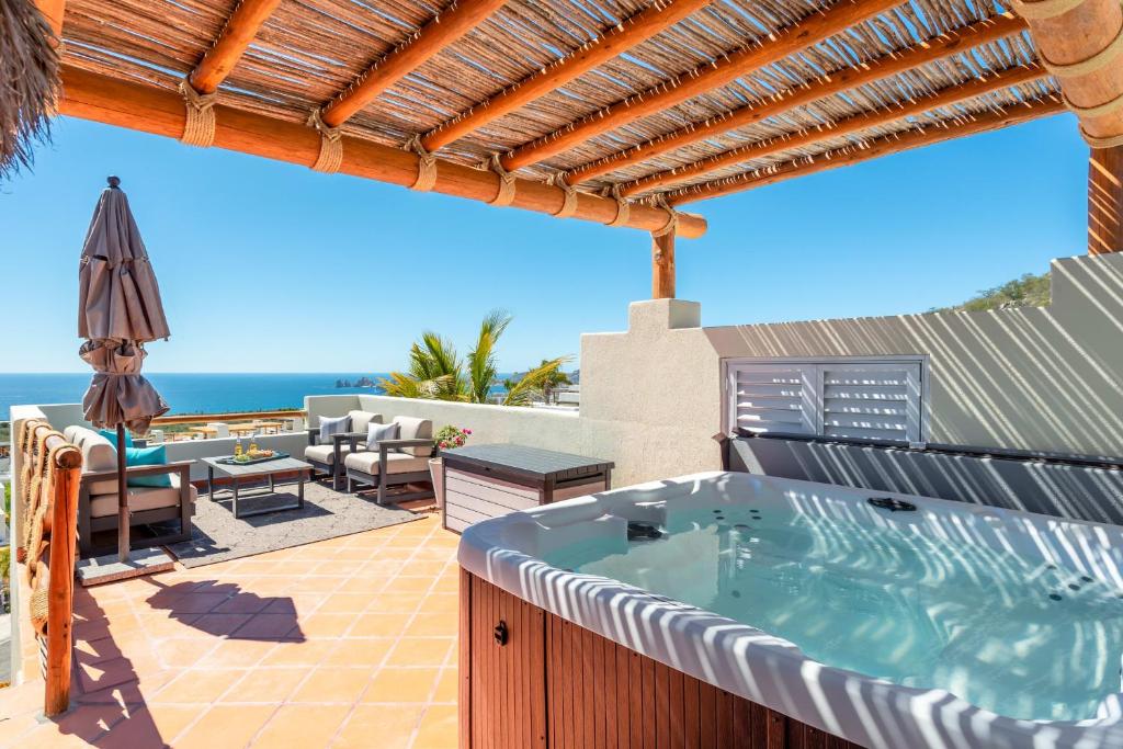 Tezal Penthouse Private Rooftop & Jacuzzi photo 3