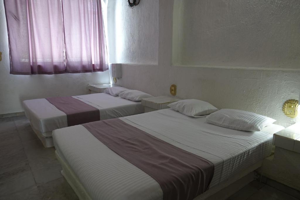 Suites La Audiencia photo 2