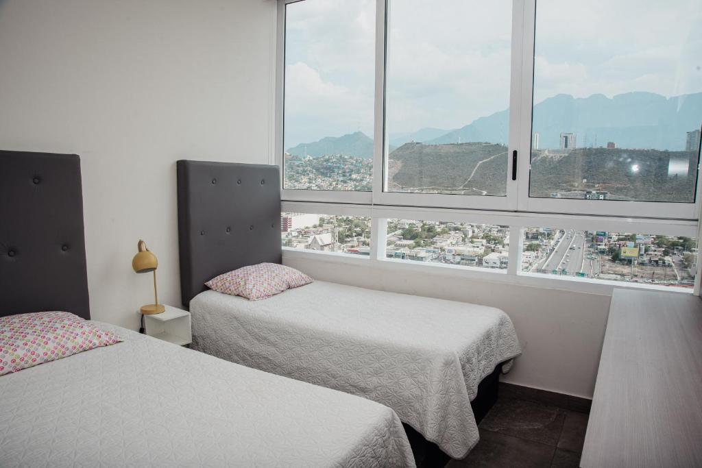 Stylish Panoramic Views City Loft photo 2