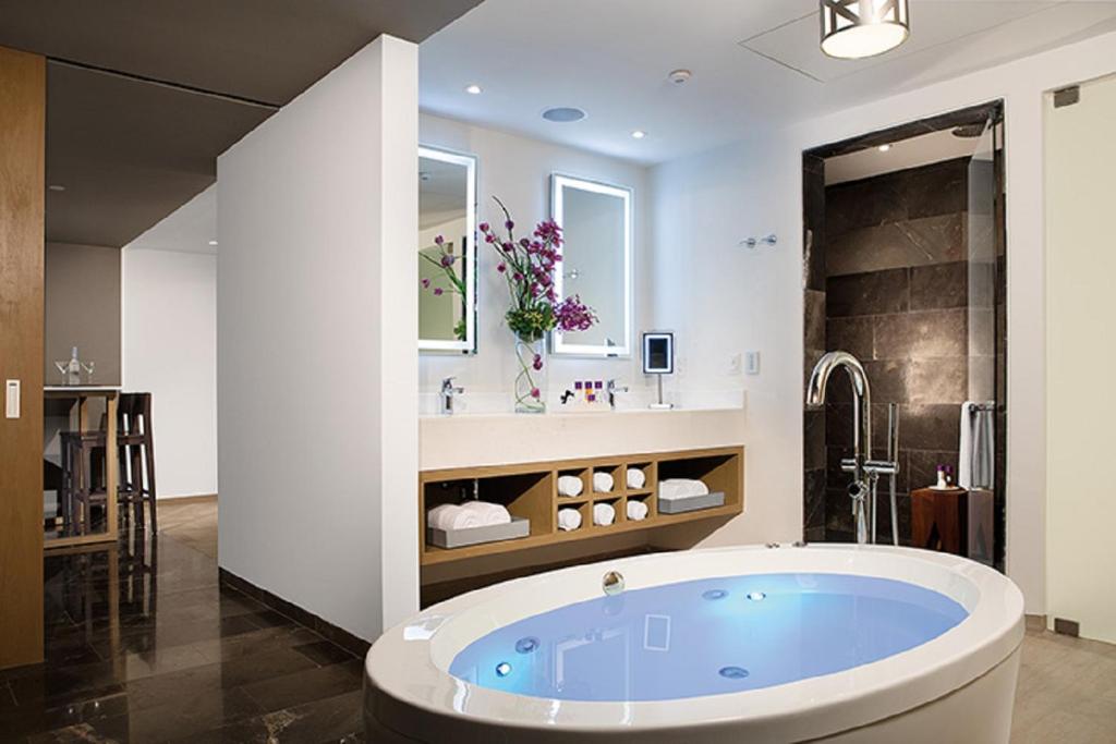 Secrets Riviera Cancún Resort & Spa - Adults Only - All inclusive photo 3