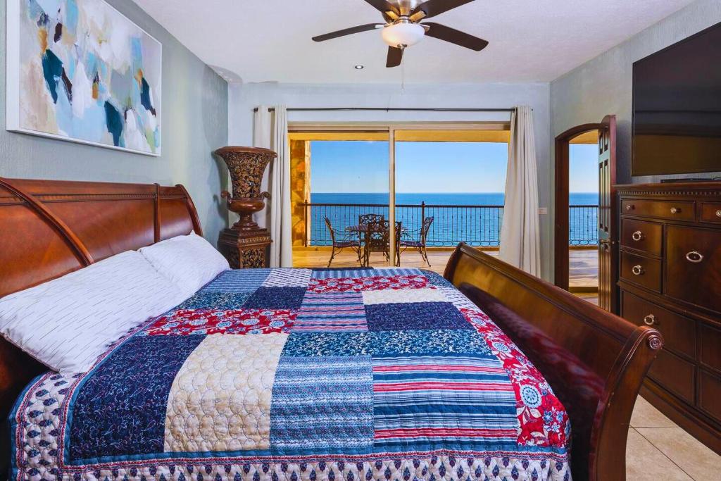 Spacious 4 bedroom Condo with expansive Ocean Views and luxurous features - #910 Sonoran Sky - RP Vacation photo 2