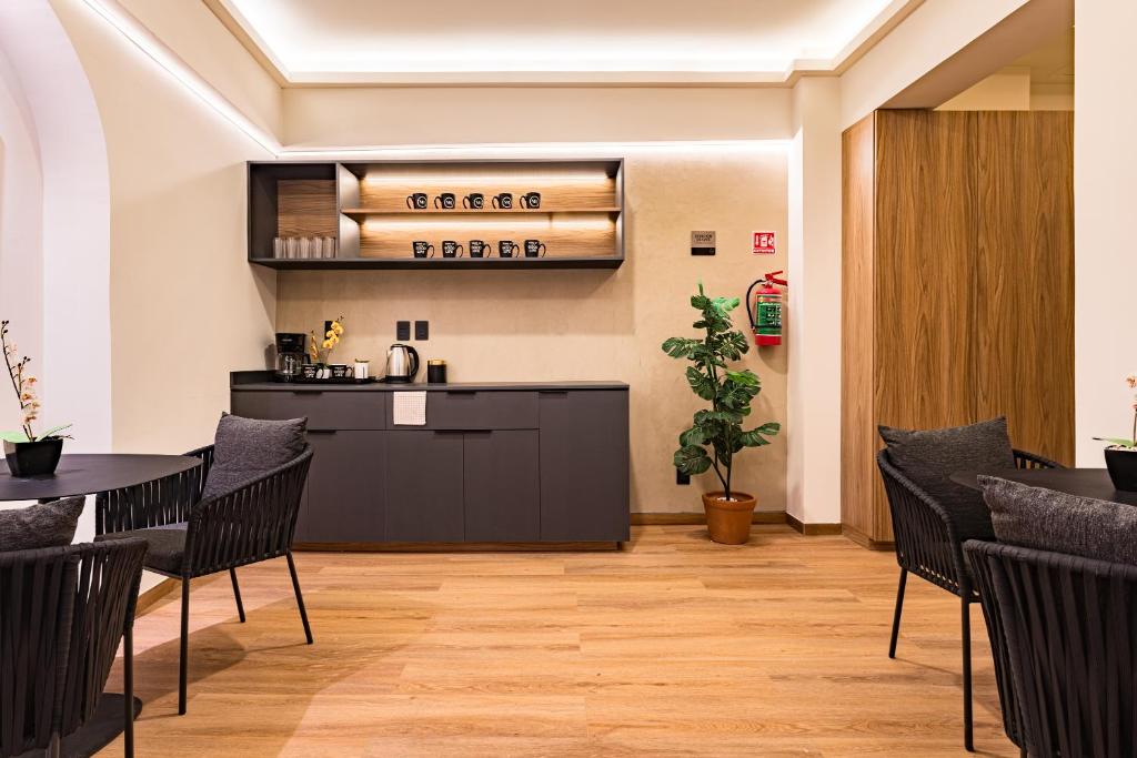 Suites Monterrey by Escajal Rooms photo 3