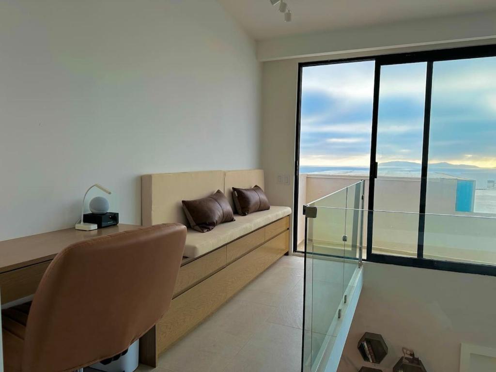 TopLoft - Ocean View photo 2