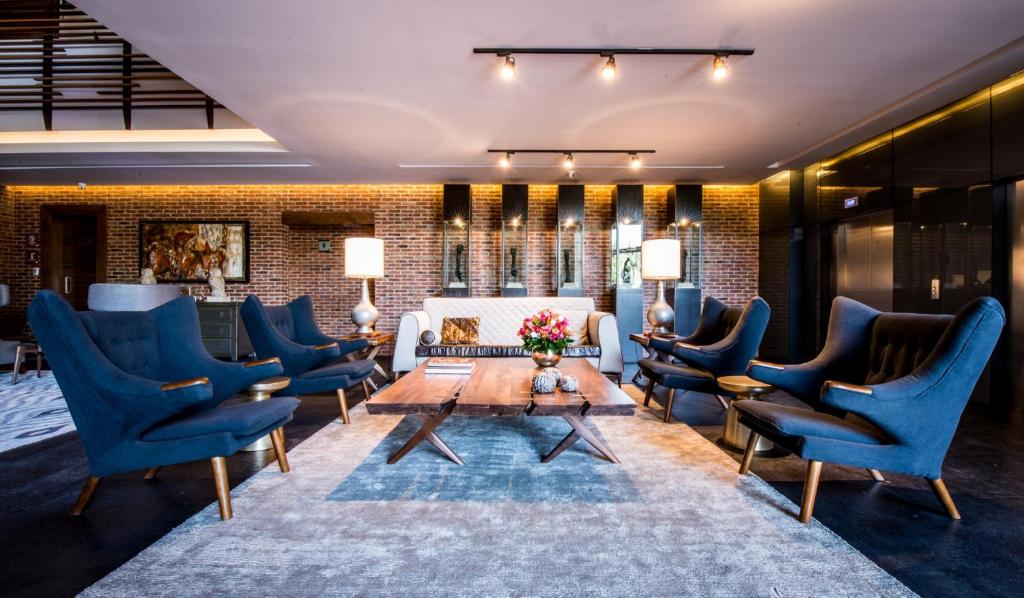 Square Small Luxury Hotel - Nuevo Consulado photo 3