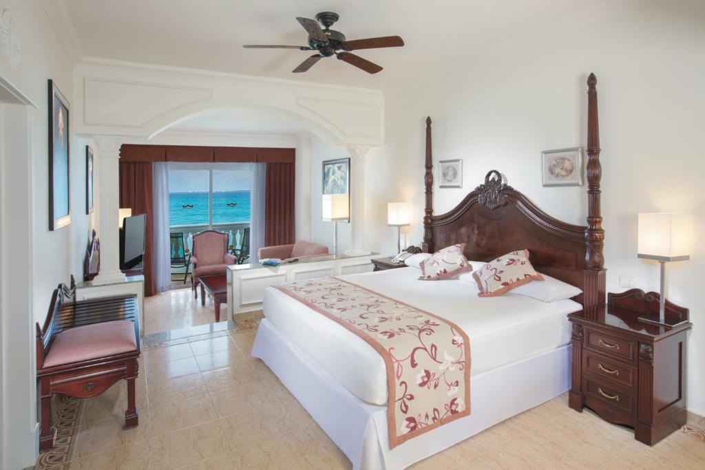 Riu Palace Las Americas - All Inclusive - Adults Only photo 2