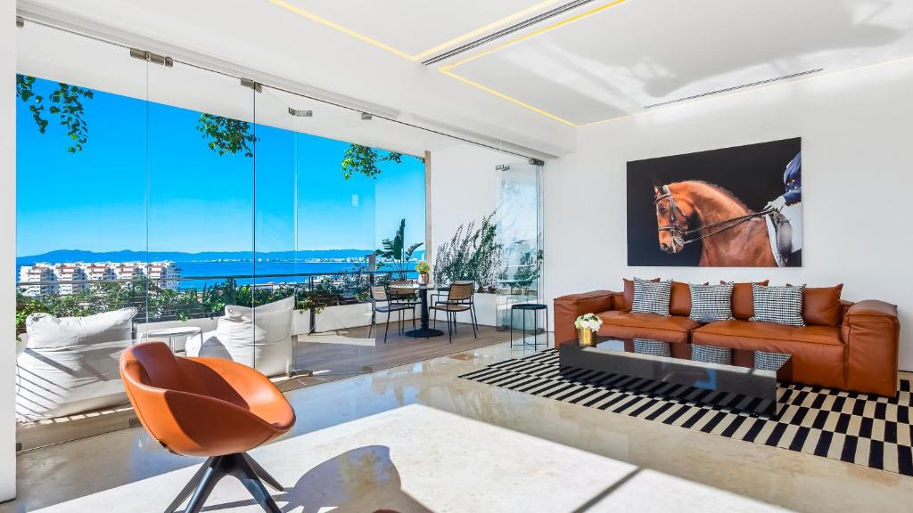 SOHO PV - 908 2 BR Unit with Best Rooftop — photo 1