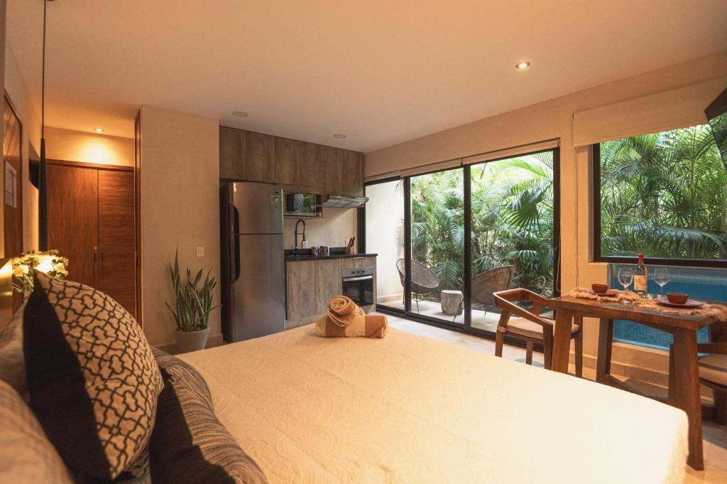 Cacao Tulum - Studio with Exterior Plunge Pool Washer & Dryer — photo 1