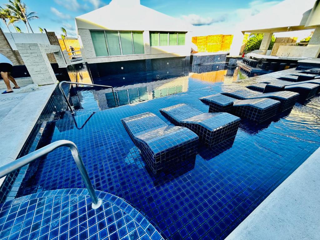 Solymar Cancún beachfront condos photo 3