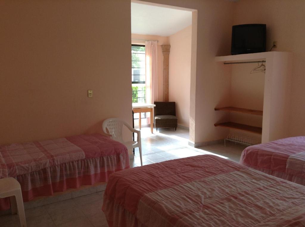 Hotel Tecozautla photo 2