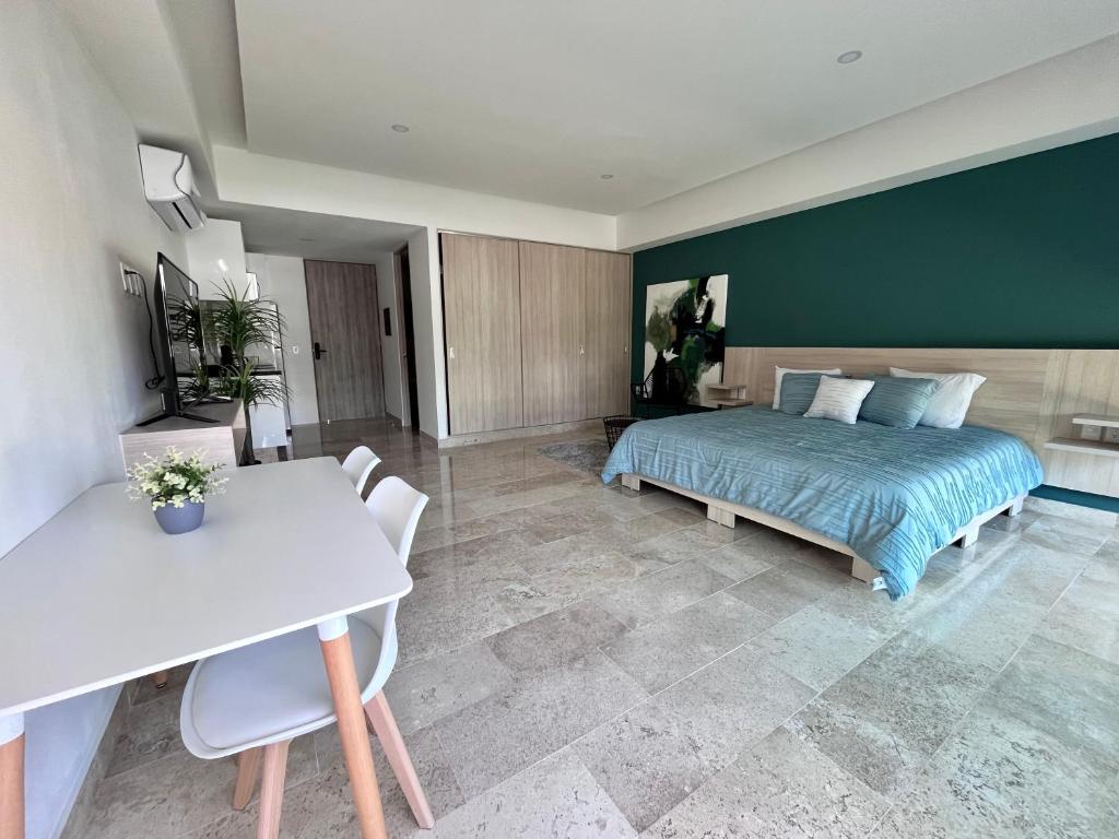 Beautiful apartment Top location! photo 2
