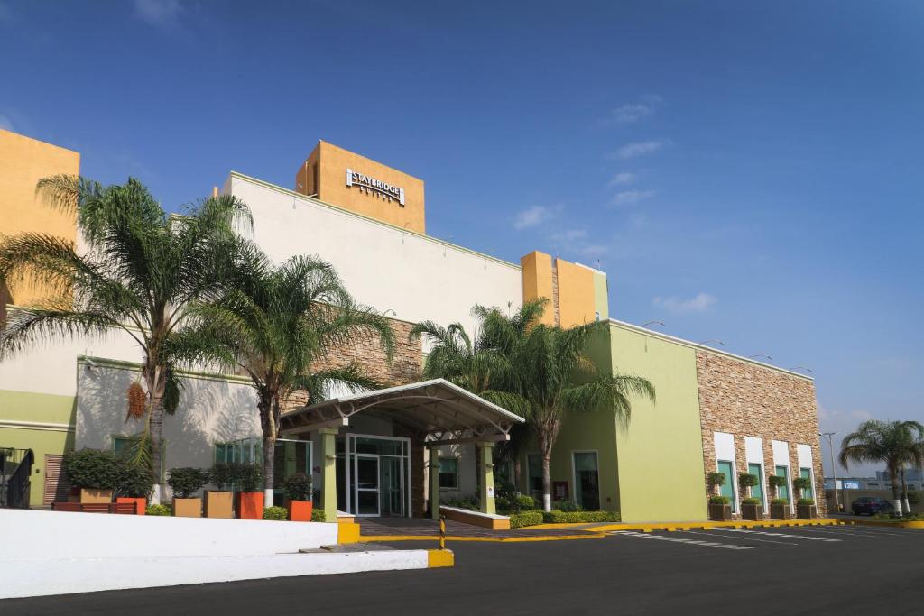Staybridge Suites Queretaro by IHG — photo 1