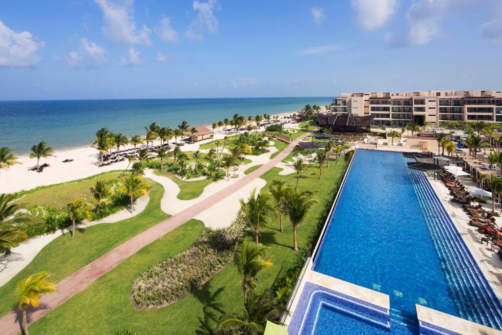 Royalton Riviera Cancun — photo 1