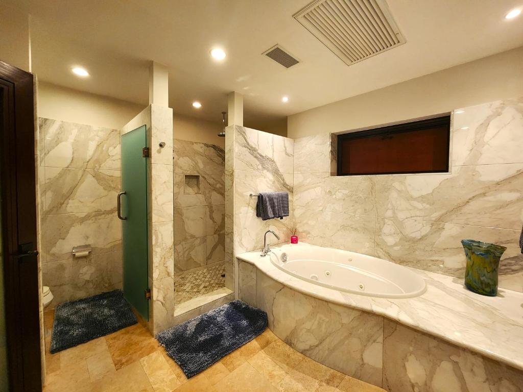 Casa Marvela at Playa de La Paz - 1 Br Penthhouse photo 2