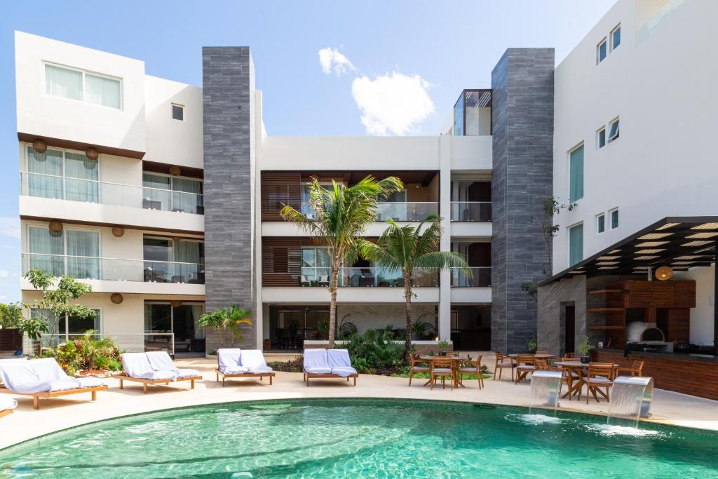 Solmare Apartments & Suites photo 2