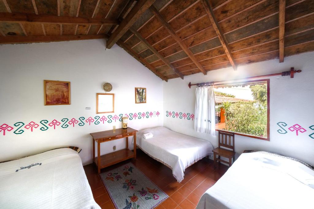 Hotel Taselotzin photo 2