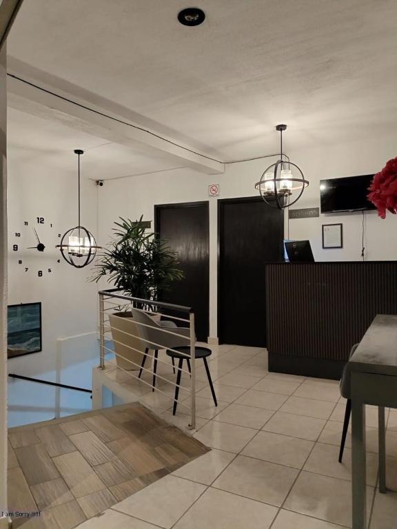 Hotel ME Villaflores photo 3