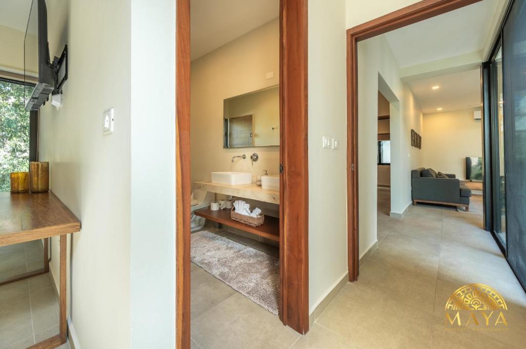 Selvaterra 201 Lux 2BR Large Condo in Aldea Zama photo 3