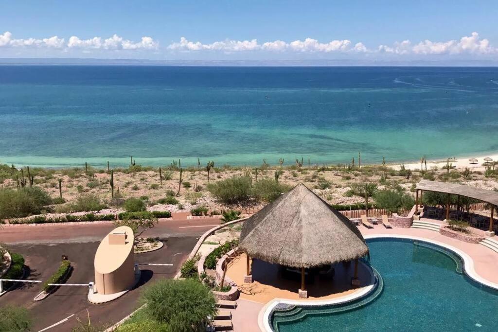 Three Bedroom Oceanview-VISTAMAR in Puerta Cortés Residences — photo 1