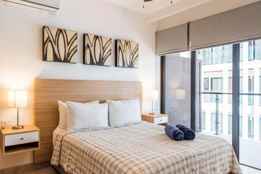 1BR in top location photo 2