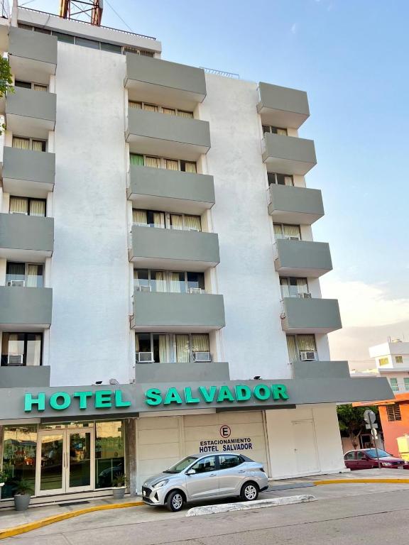 HOTEL SALVADOR — photo 1