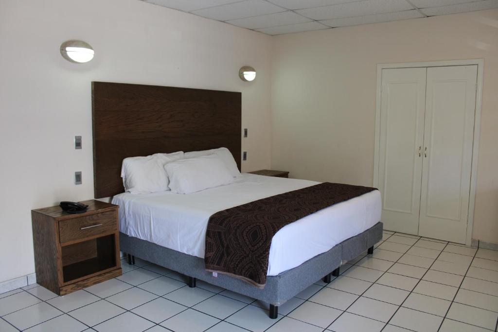 Hotel Sntenario photo 2